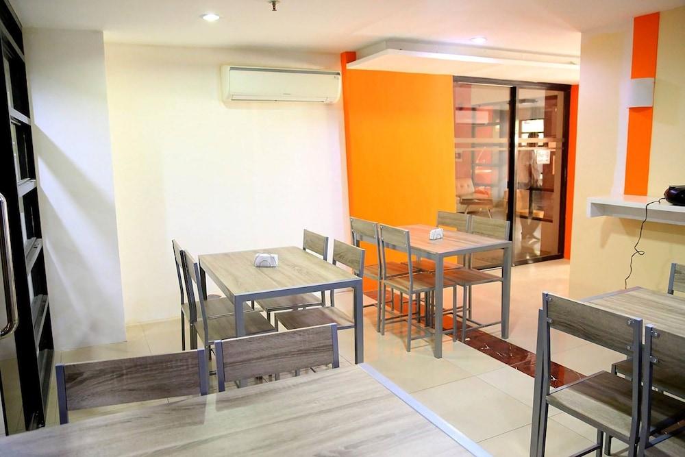 Travelbee Fuente Inn Cebu Esterno foto