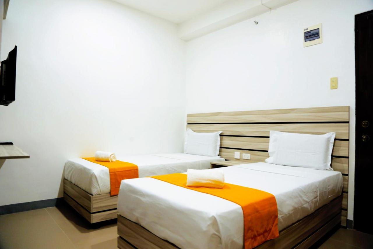 Travelbee Fuente Inn Cebu Esterno foto